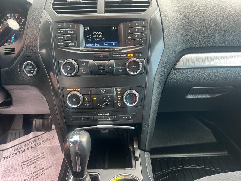 Ford Explorer 4dr XLT 2019
