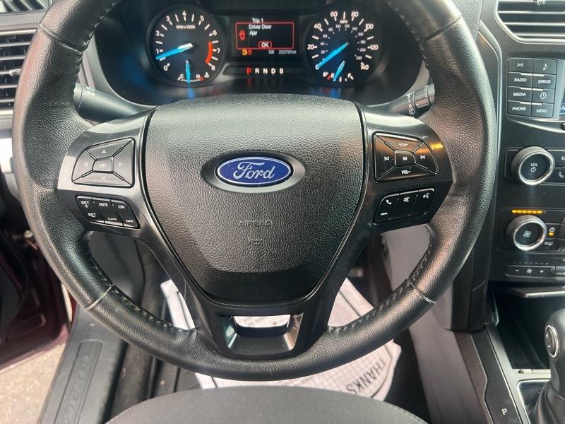 Ford Explorer 4dr XLT 2019