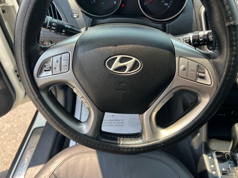 Hyundai Tucson FWD 4dr I4 Auto Limited PZEV 2010