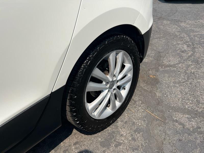 Hyundai Tucson FWD 4dr I4 Auto Limited PZEV 2010