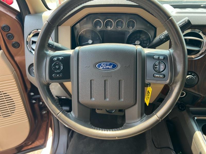 Ford Super Duty F-350 DRW 4WD Crew Cab 172" Lariat 2012