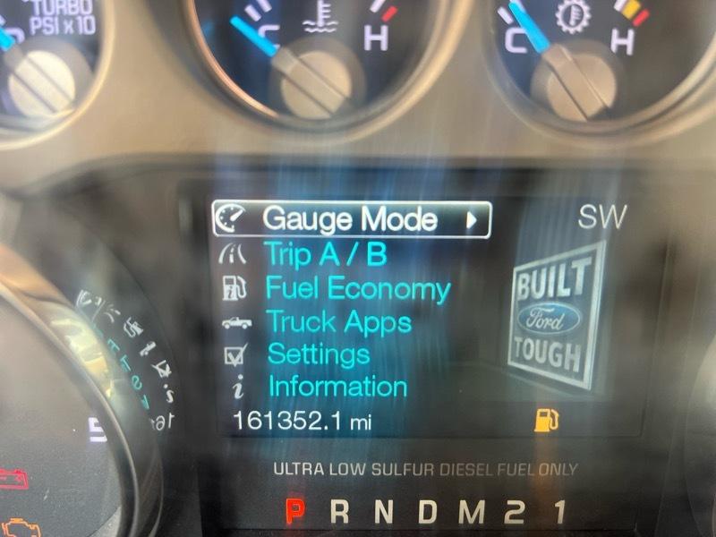 Ford Super Duty F-350 DRW 4WD Crew Cab 172" Lariat 2012