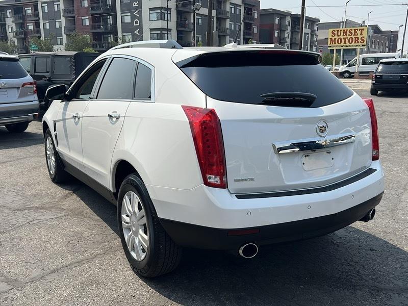 Cadillac SRX FWD 4dr Luxury Collection 2010