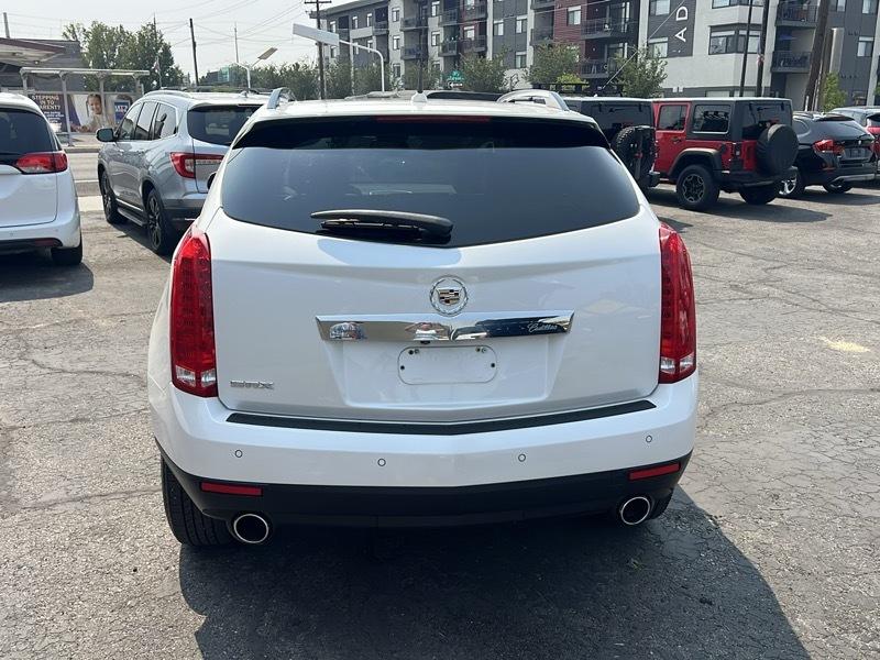Cadillac SRX FWD 4dr Luxury Collection 2010