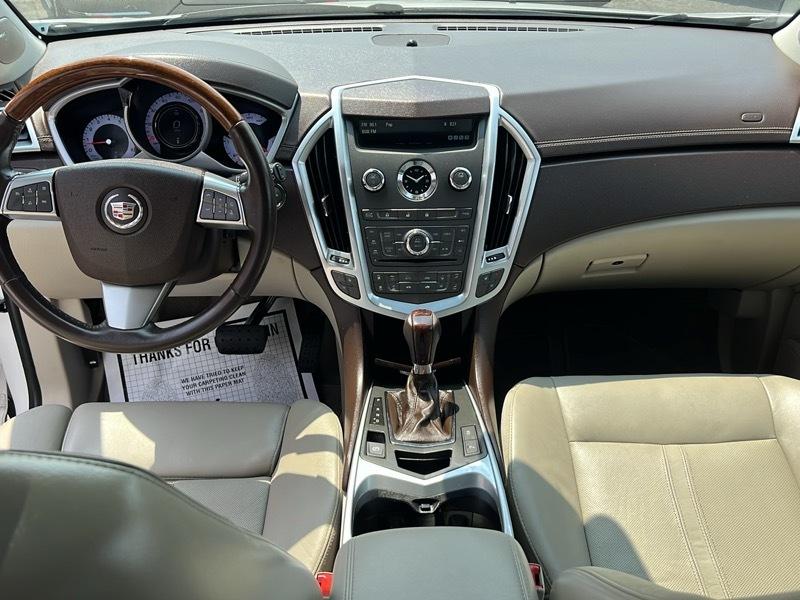 Cadillac SRX FWD 4dr Luxury Collection 2010