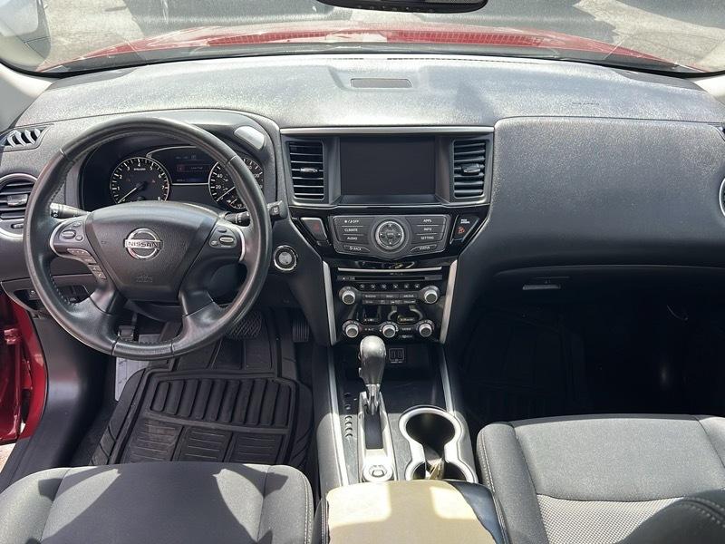 Nissan Pathfinder 4x4 SV 2018