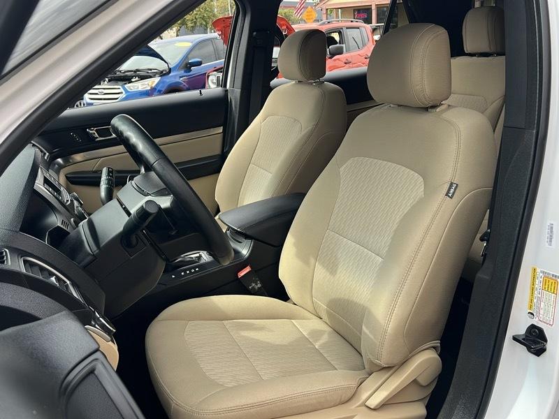Ford Explorer Base 4WD 2017