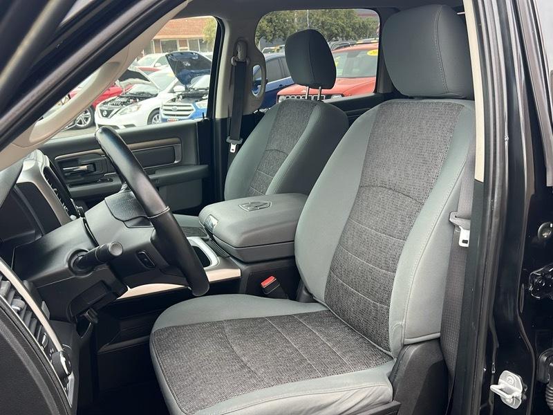 RAM 1500 4WD Crew Cab 140.5" Limited 2018