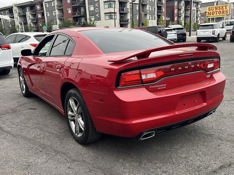 Dodge Charger 4dr Sdn RT AWD 2013