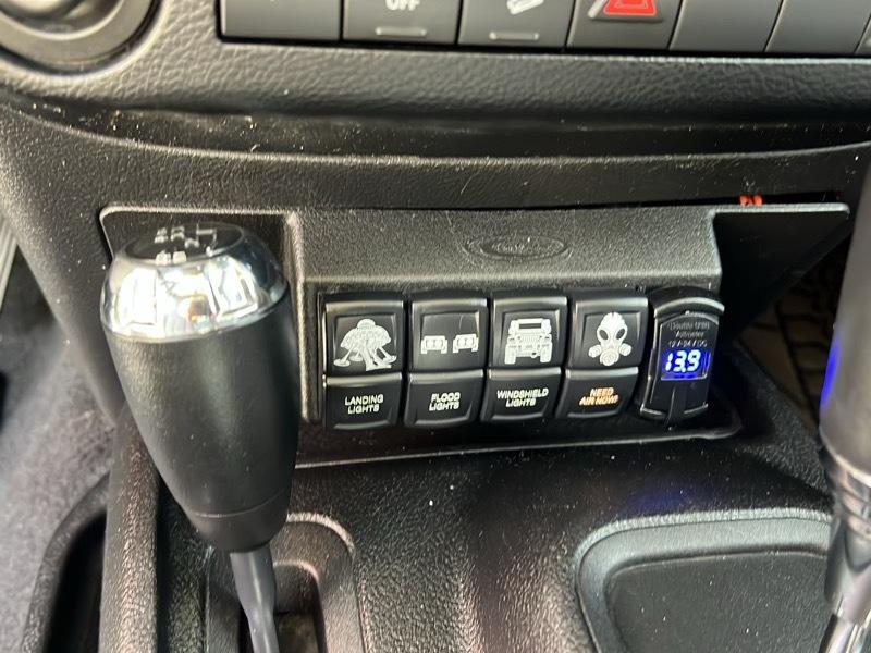 Jeep Wrangler Unlimited 4WD 4dr Sport 2013