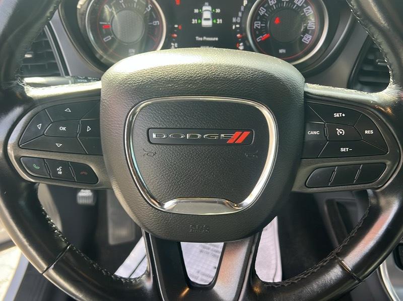 Dodge Challenger SXT AWD 2021