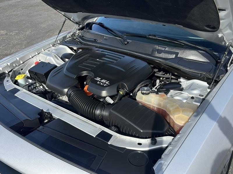 Dodge Challenger SXT AWD 2021
