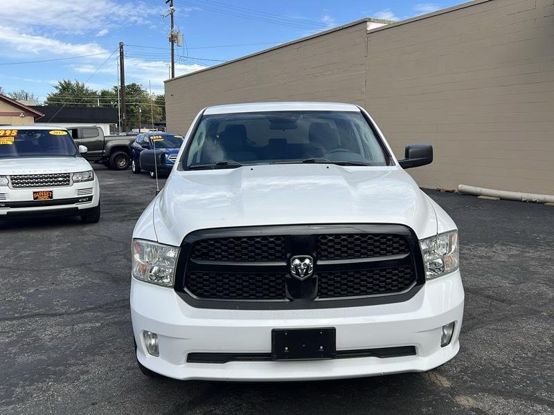 RAM 1500 Express 4x4 Quad Cab 6'4" Box 2017