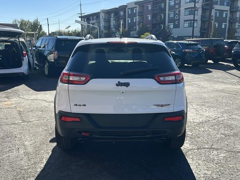Jeep Cherokee 4WD 4dr Trailhawk 2015