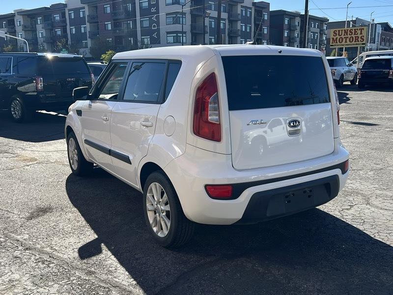 Kia Soul 5dr Wgn Man + 2012
