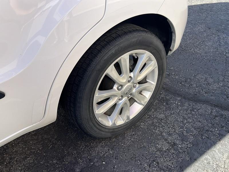 Kia Soul 5dr Wgn Man + 2012