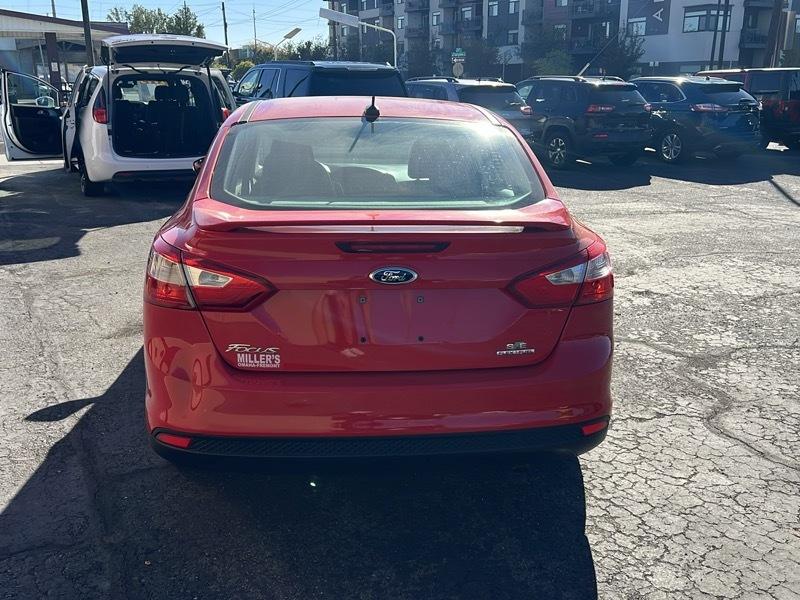 Ford Focus 4dr Sdn SE 2013
