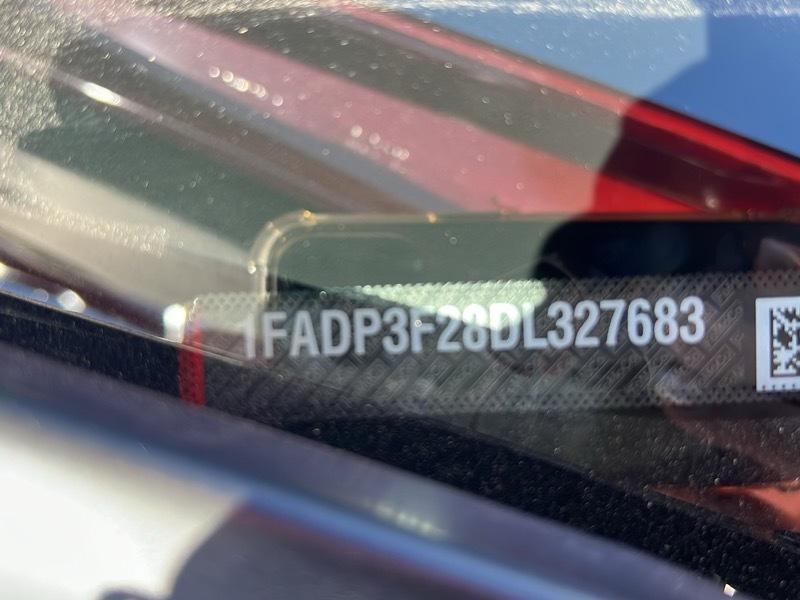 Ford Focus 4dr Sdn SE 2013