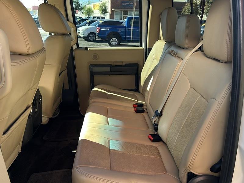 Ford Super Duty F-250 SRW 4WD Crew Cab 156" Lariat 2011