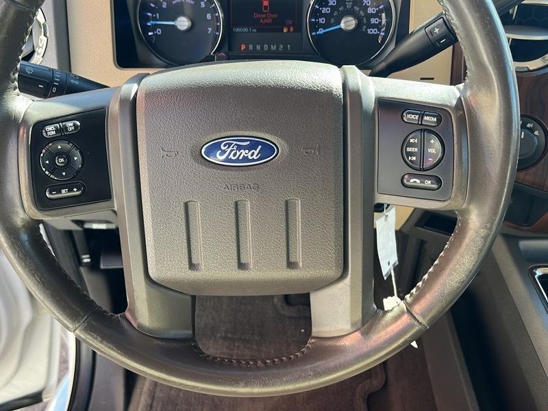 Ford Super Duty F-250 SRW 4WD Crew Cab 156" Lariat 2011