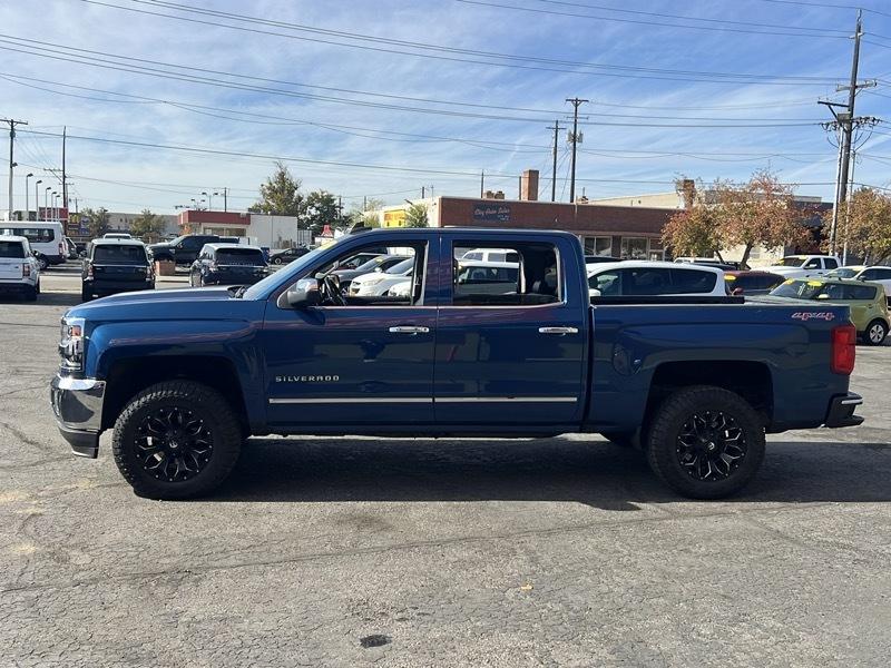 Chevrolet Silverado 1500 4WD Crew Cab 143.5" LTZ w/1LZ 2017