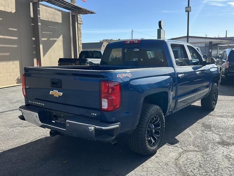 Chevrolet Silverado 1500 4WD Crew Cab 143.5" LTZ w/1LZ 2017