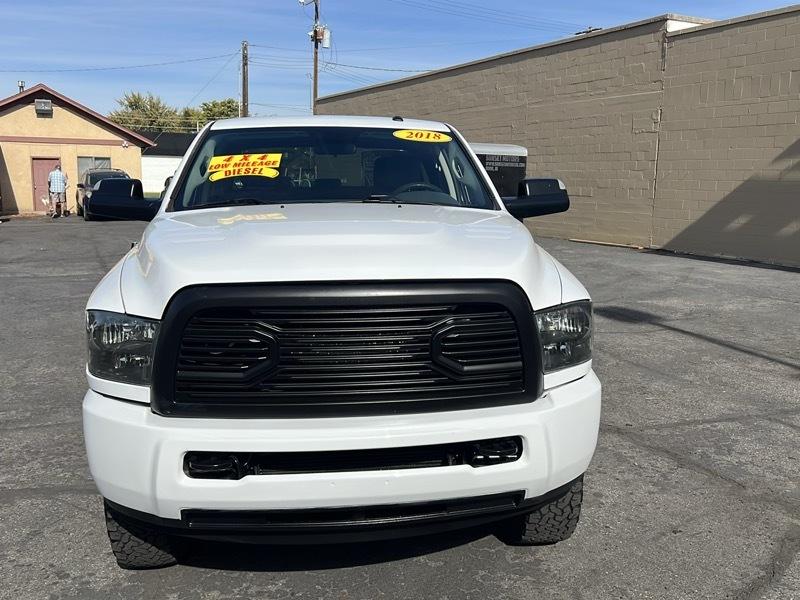 RAM 2500 Tradesman 4x4 Crew Cab 6'4" Box 2018