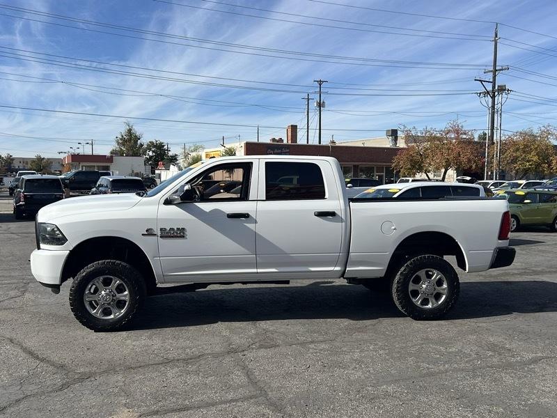 RAM 2500 Tradesman 4x4 Crew Cab 6'4" Box 2018