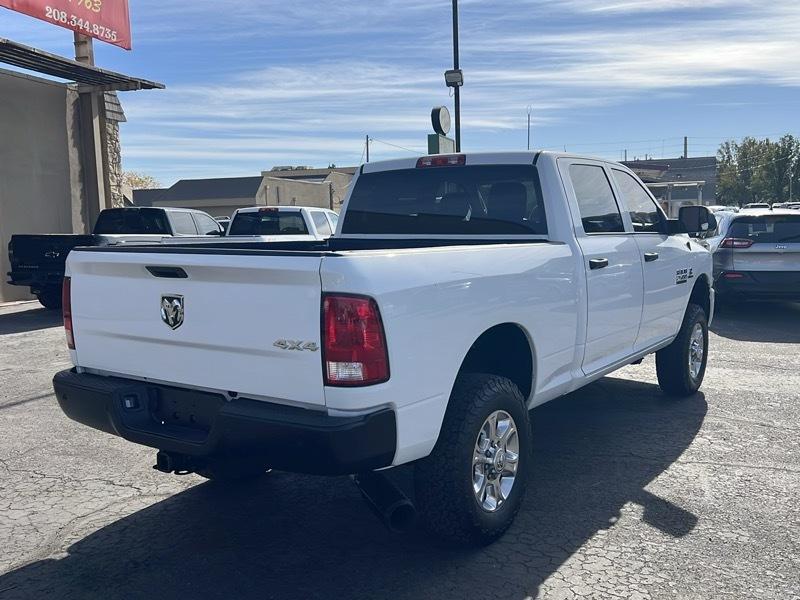 RAM 2500 Tradesman 4x4 Crew Cab 6'4" Box 2018