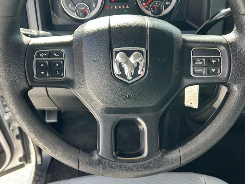 RAM 2500 Tradesman 4x4 Crew Cab 6'4" Box 2018