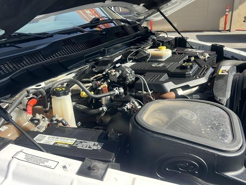 RAM 2500 Tradesman 4x4 Crew Cab 6'4" Box 2018