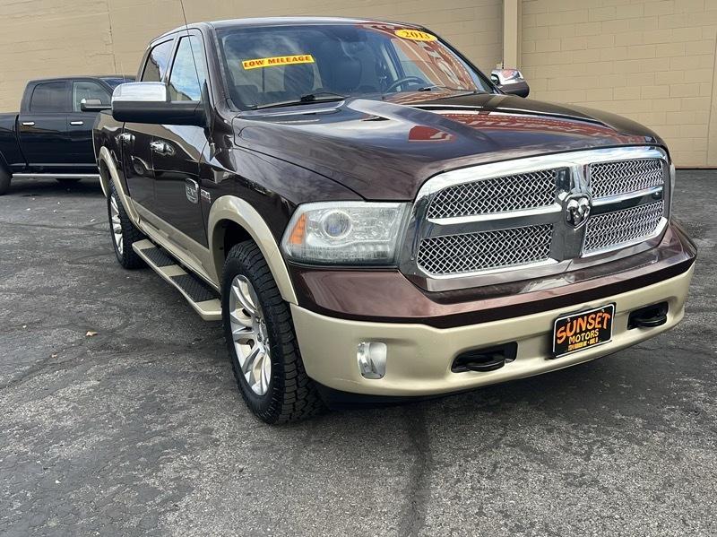 RAM 1500 2WD Crew Cab 140.5" Laramie Longhorn Edition 2013
