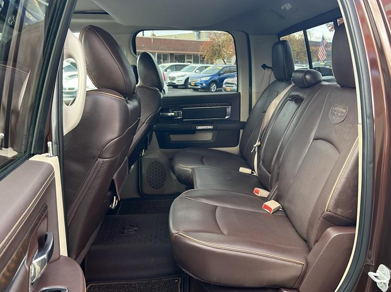 RAM 1500 2WD Crew Cab 140.5" Laramie Longhorn Edition 2013