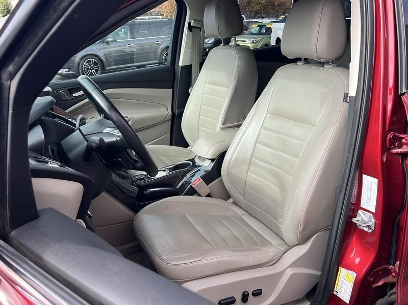 Ford Escape 4WD 4dr Titanium 2014
