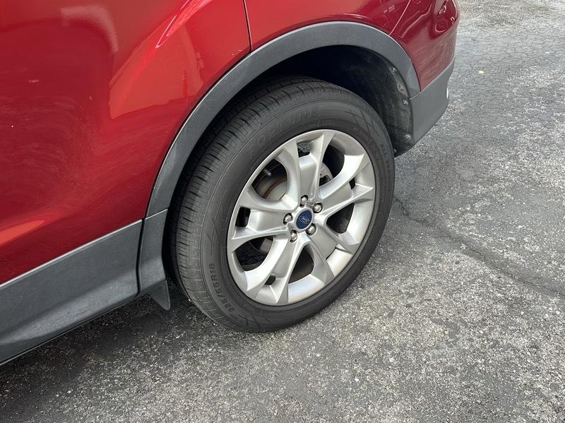Ford Escape 4WD 4dr Titanium 2014