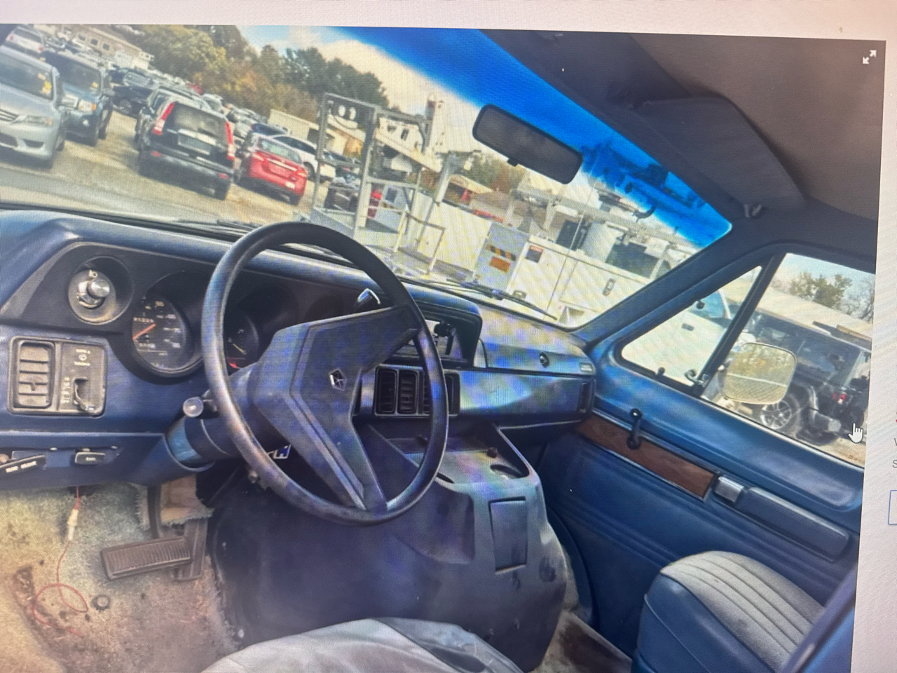 Dodge Ram Wagon B250 1986