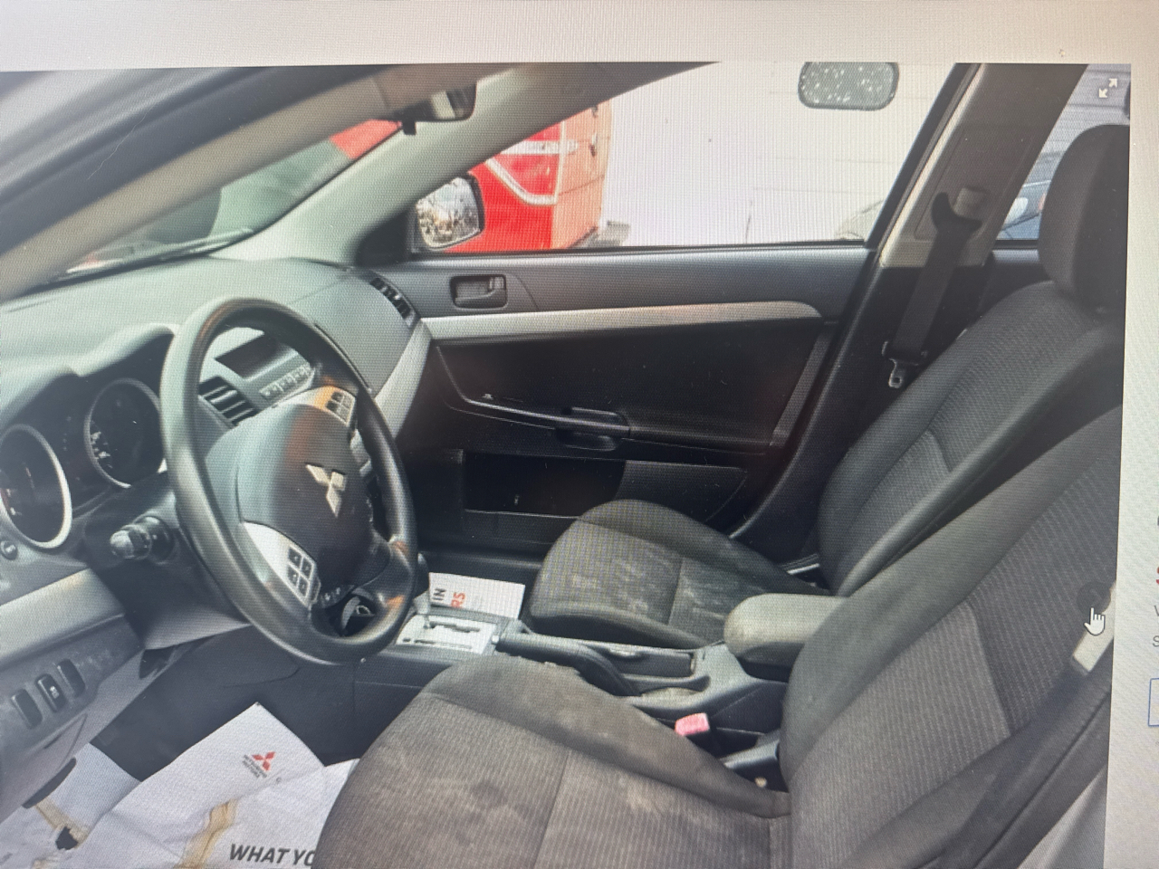 Mitsubishi Lancer ES 2011