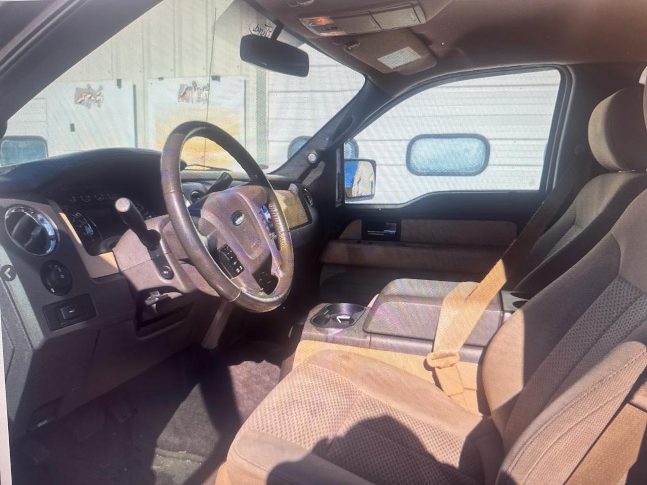 Ford F-150 XL SuperCrew 5.5-ft. Bed 4WD 2013