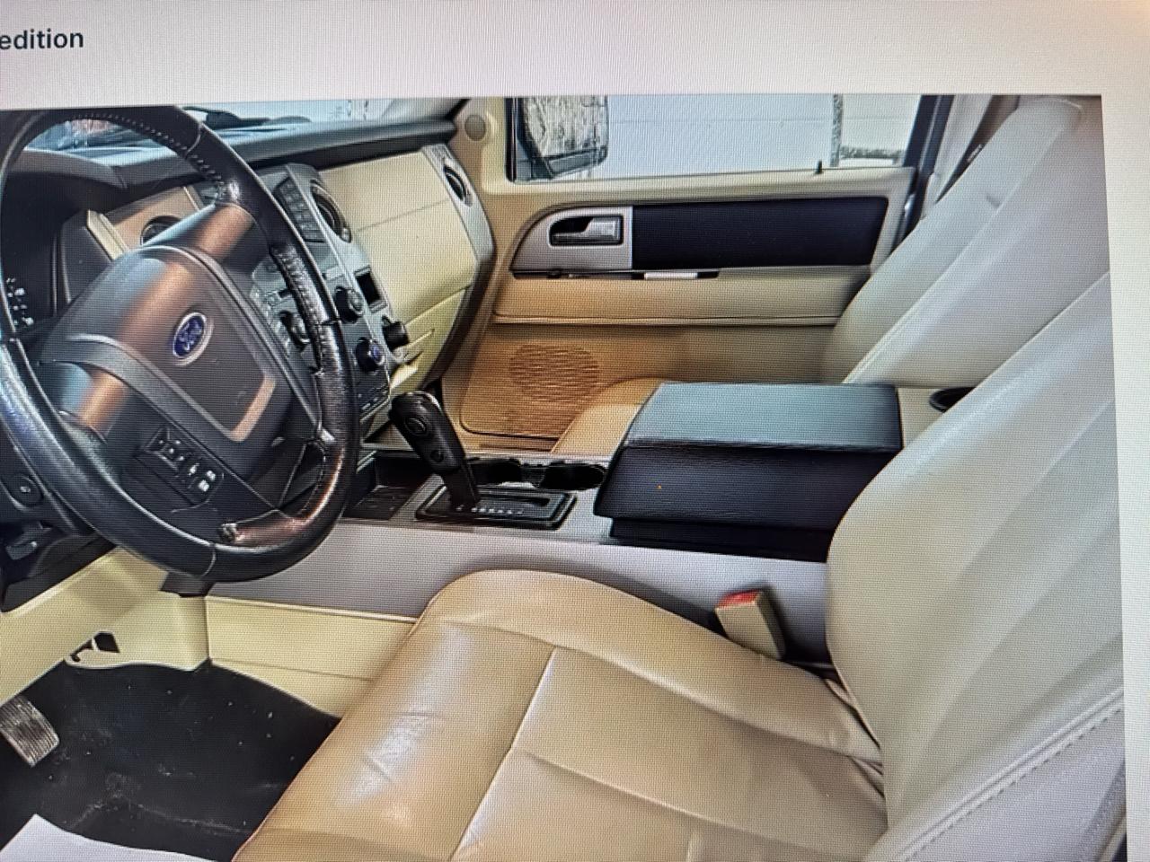 Ford Expedition XLT 4WD 2017