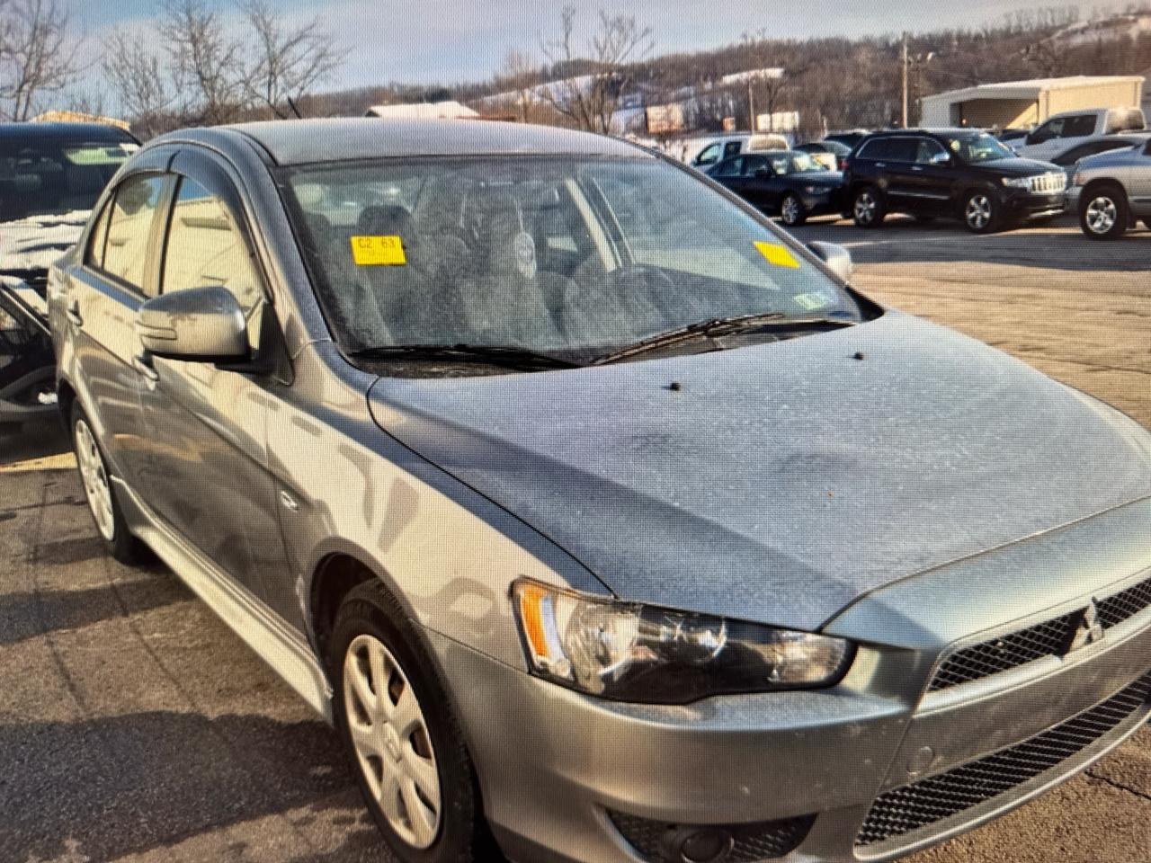 Mitsubishi Lancer ES 5M 2015