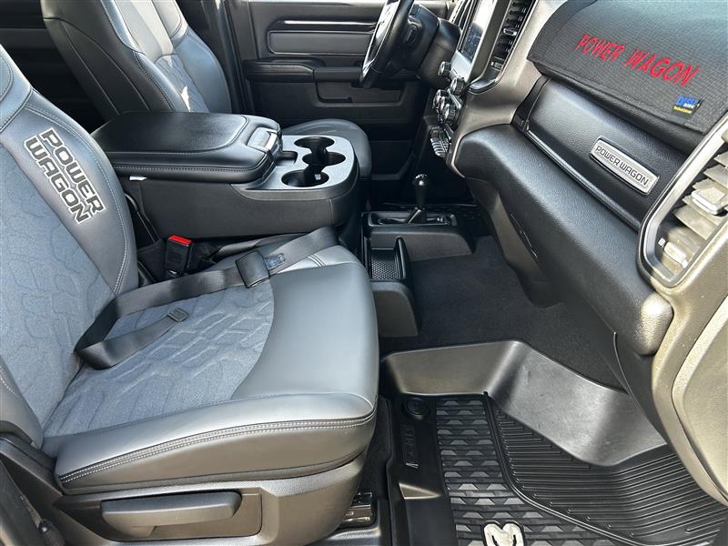 RAM 2500 Power Wagon Crew Cab SWB 4WD 2020