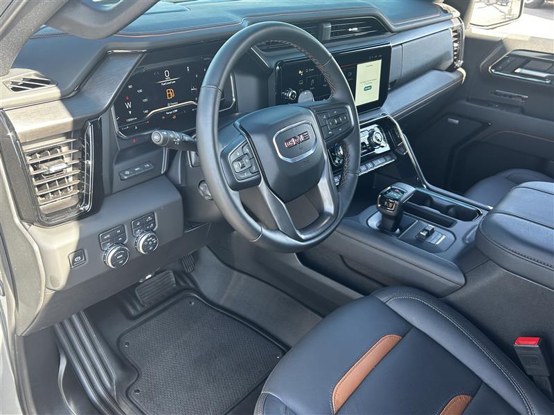 GMC Sierra 1500 AT4 Crew Cab 4WD 2025 GMC Sierra 1500 AT4 Crew Cab 4WD 2025