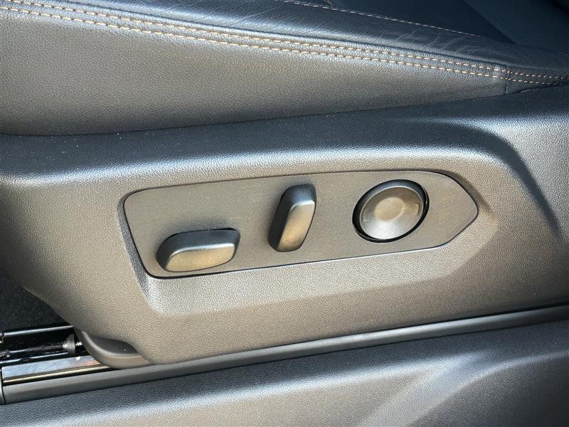 GMC Sierra 1500 AT4 Crew Cab 4WD 2025 GMC Sierra 1500 AT4 Crew Cab 4WD 2025