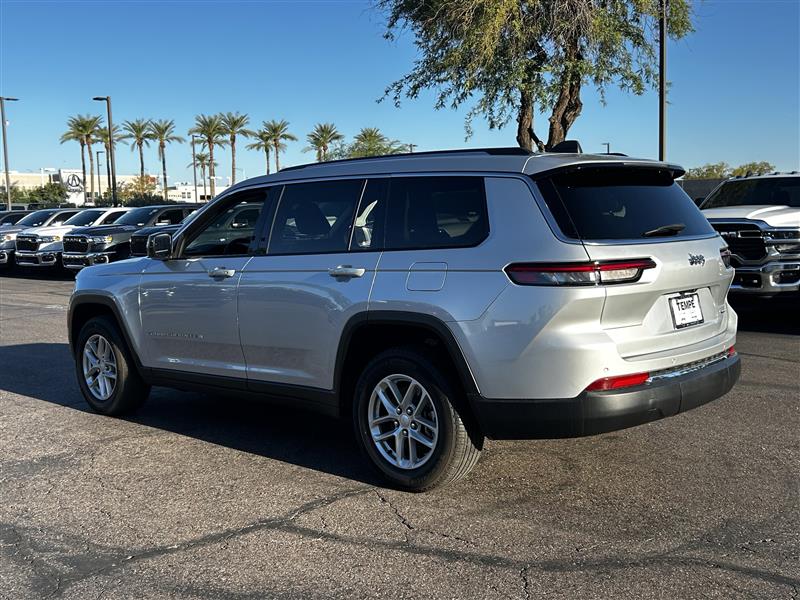 Jeep Grand Cherokee L Laredo 2023 Jeep Grand Cherokee L Laredo 2023