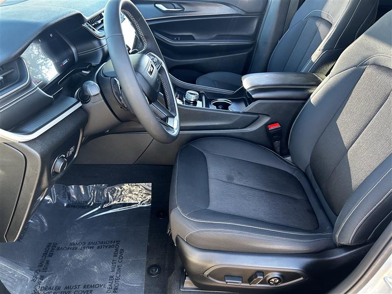 Jeep Grand Cherokee L Laredo 2023 Jeep Grand Cherokee L Laredo 2023