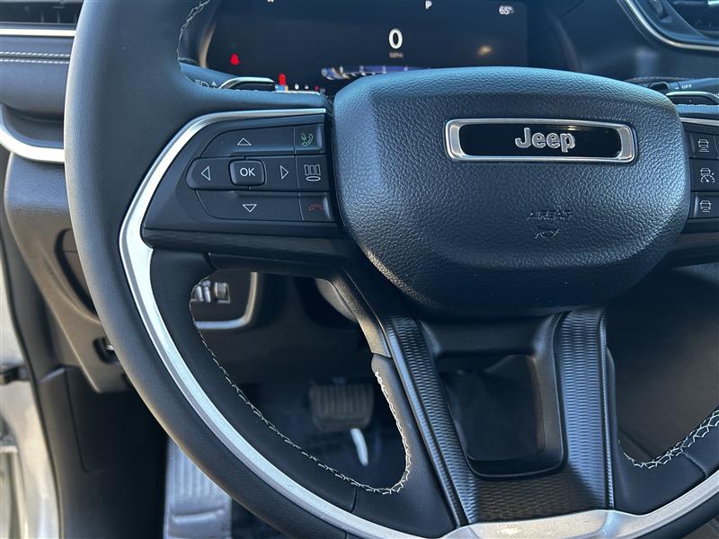 Jeep Grand Cherokee L Laredo 2023 Jeep Grand Cherokee L Laredo 2023