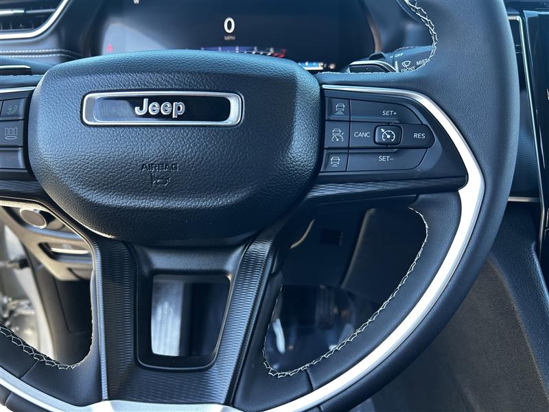Jeep Grand Cherokee L Laredo 2023 Jeep Grand Cherokee L Laredo 2023