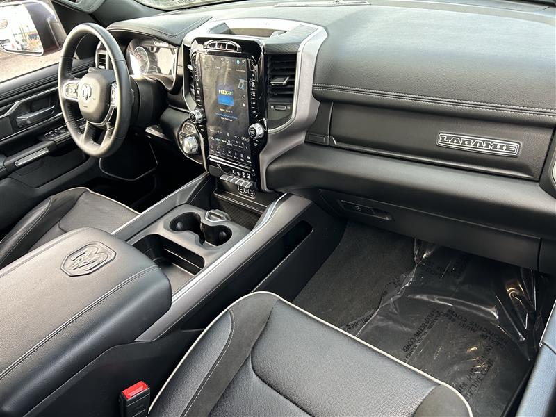 RAM 1500 Laramie Crew Cab SWB 4WD 2023