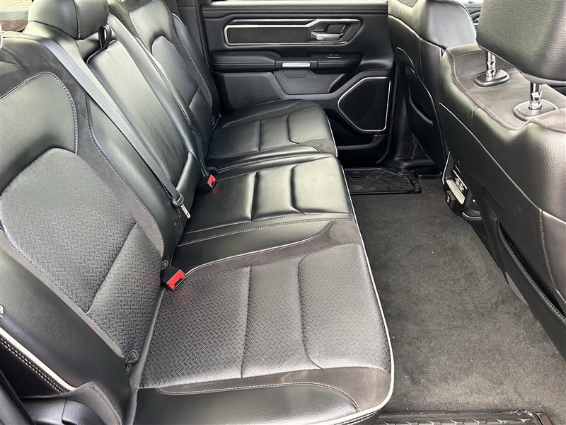 RAM 1500 Laramie Crew Cab SWB 4WD 2023