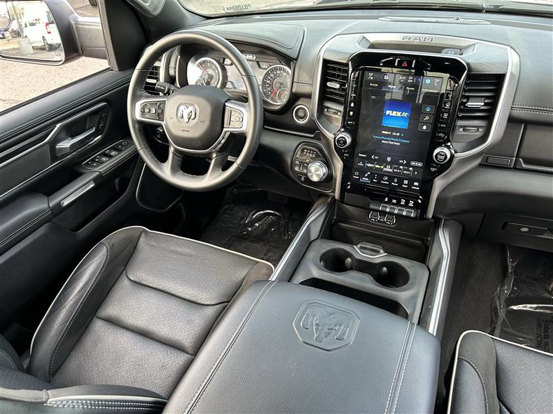 RAM 1500 Laramie Crew Cab SWB 4WD 2023